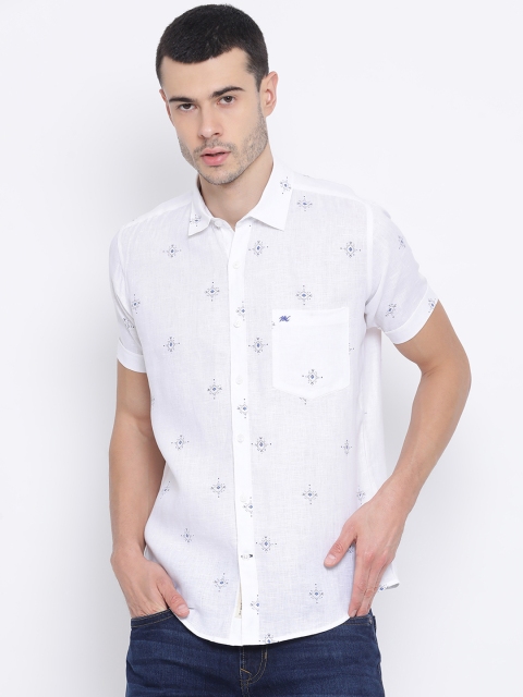 

Monte Carlo Men White & Navy Blue Regular Fit Printed Casual Shirt