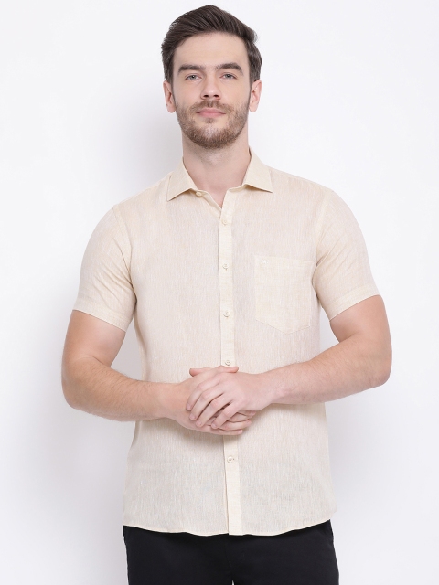 

Monte Carlo Men Beige Regular Fit Solid Casual Shirt