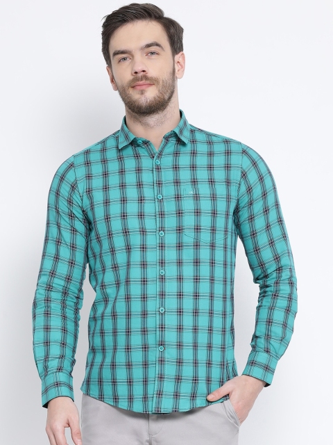 

Monte Carlo Men Green & Black Regular Fit Checked Casual Shirt
