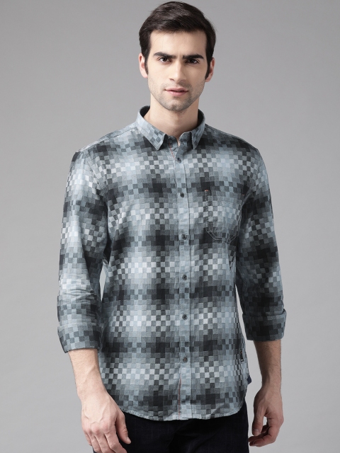 

Blackberrys Men Black & Grey Slim Fit Checked Casual Shirt