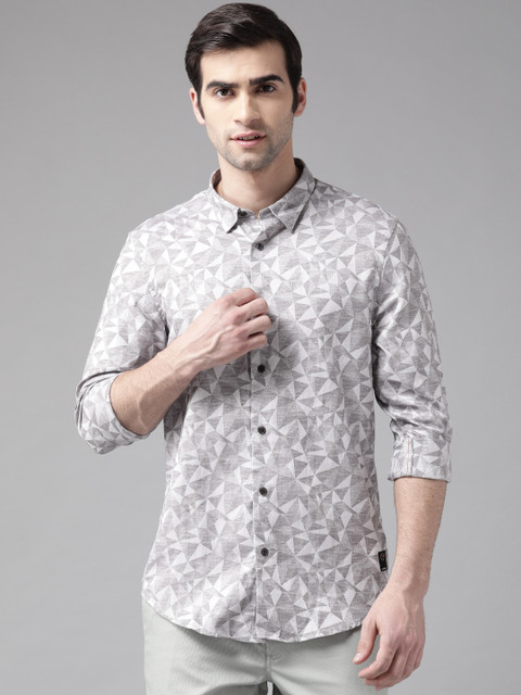 

Blackberrys Men Grey Trim Regular Fit Printed Casual Shirt