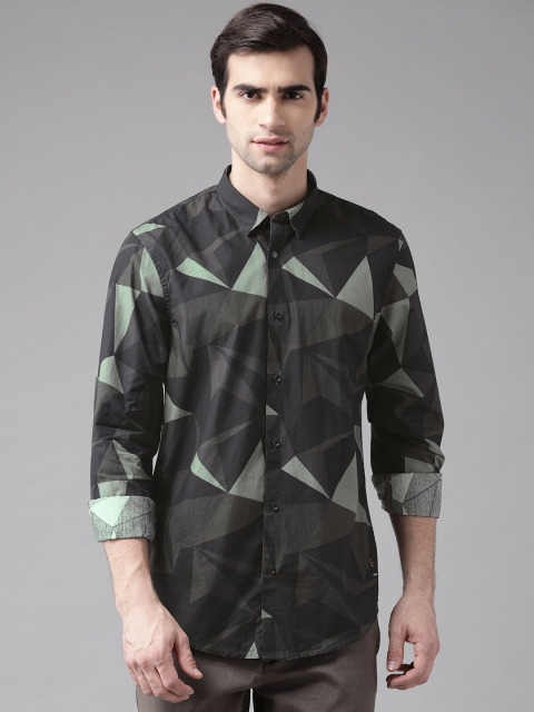 

Blackberrys Men Black & Green Trim Regular Fit Printed Casual Shirt