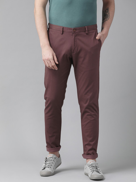 

Blackberrys Men Maroon Sharp Regular Fit Printed Chinos