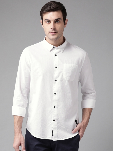 

Blackberrys Men White Slim Fit Solid Casual Shirt