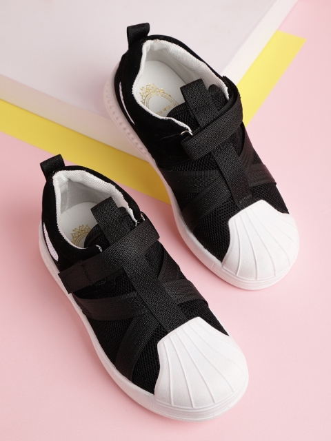 

Hoppipola Girls Black & White Colourblocked Sneakers