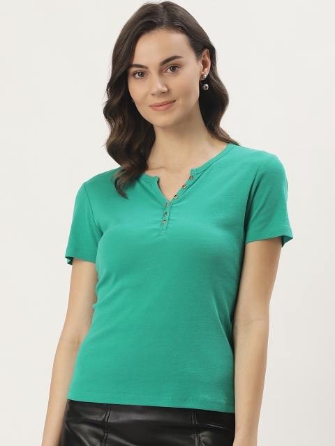 

Madame Women Green Solid Round Neck T-shirt