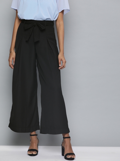 

HERE&NOW Women Black Solid Flared Cropped Palazzos