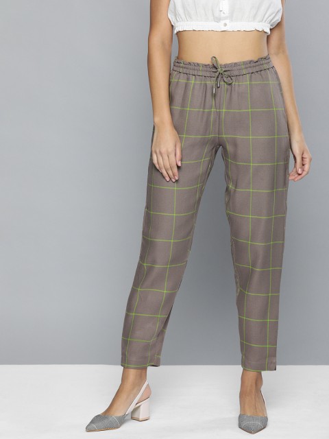 

HERE&NOW Women Grey & Green Regular Fit Checked Regular Trousers