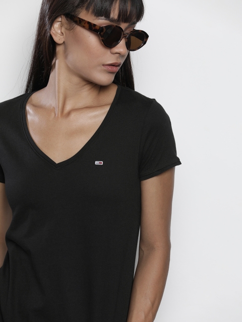 

Tommy Hilfiger Women Black Solid Slim Fit V-Neck T-shirt