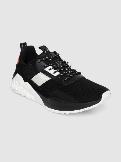 

Xtep Men Black Sneakers