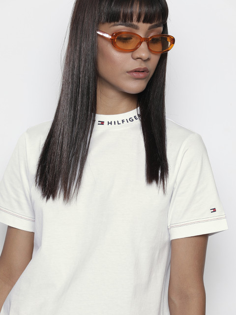 

Tommy Hilfiger Women White Solid Round Neck T-shirt