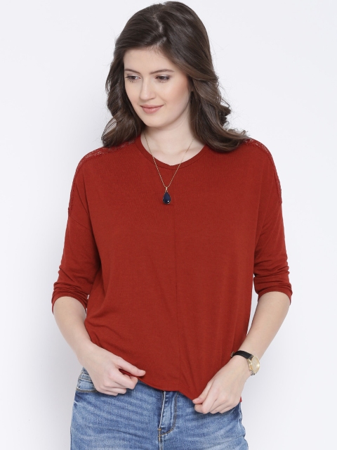 

Vero Moda Red Top with Lace Detail