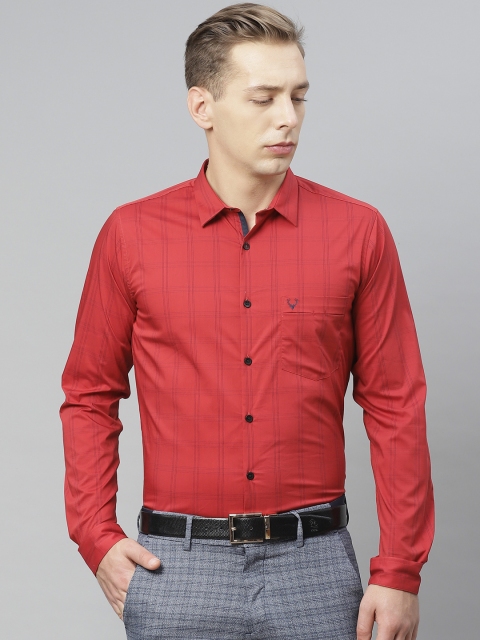 

Allen Solly Sport Men Red & Black Modern Slim Fit Checked Formal Shirt