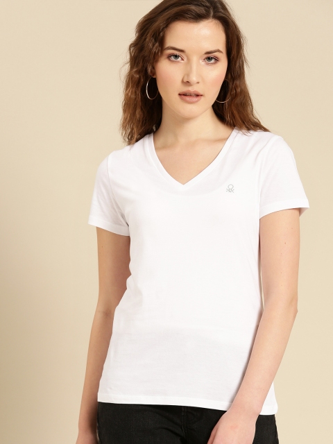 

United Colors of Benetton Women White Solid V-Neck T-shirt