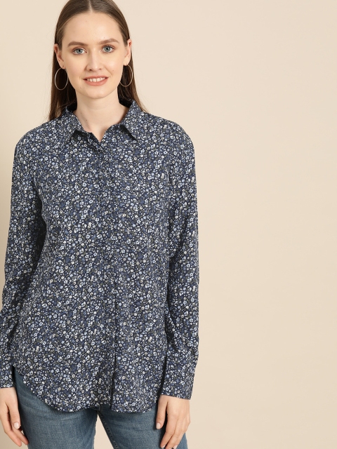 

United Colors of Benetton Women Blue & White Regular Fit Printed Casual Shirt