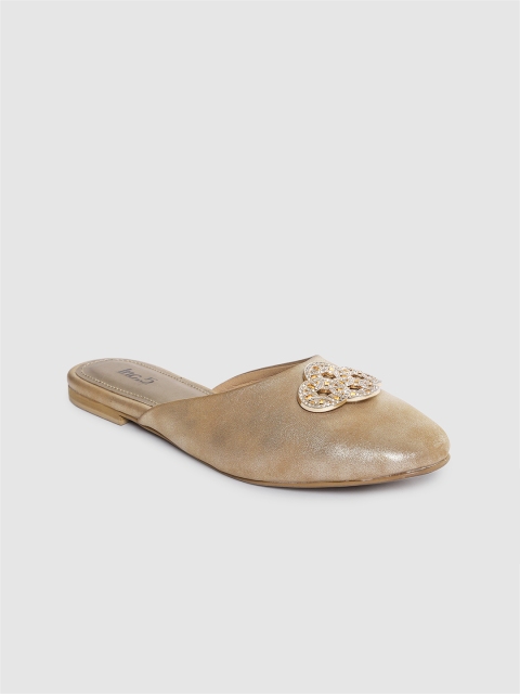 

Inc 5 Women Gold-Toned Embellished Mules
