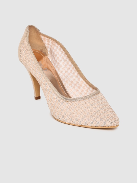 

Inc 5 Women Gold-Toned Textured Pumps