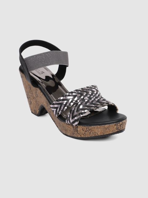 

Inc 5 Women Black & Grey Woven Design Sandals