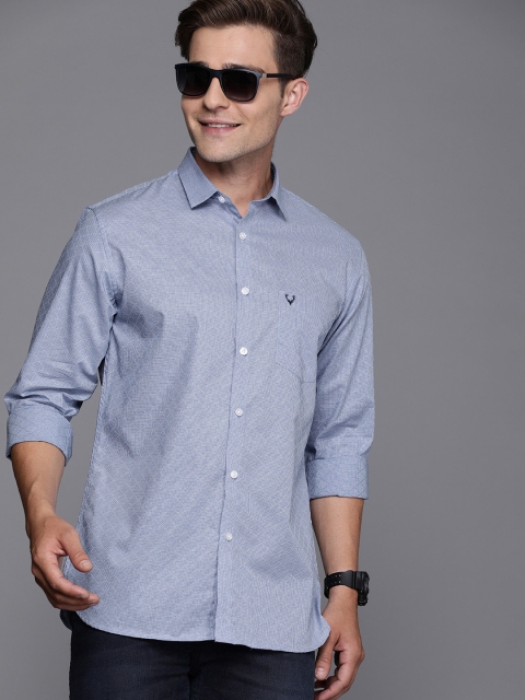 

Allen Solly Men Blue & White Sport Fit Checked Casual Shirt