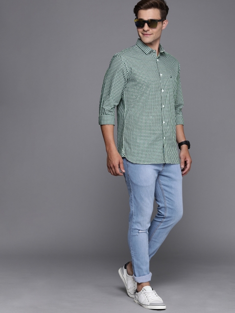 

Allen Solly Men Green & White Sport Fit Checked Casual Shirt