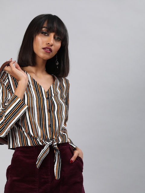

Sera Off-White & Black Variegated Stripes Front Knot Crop Top