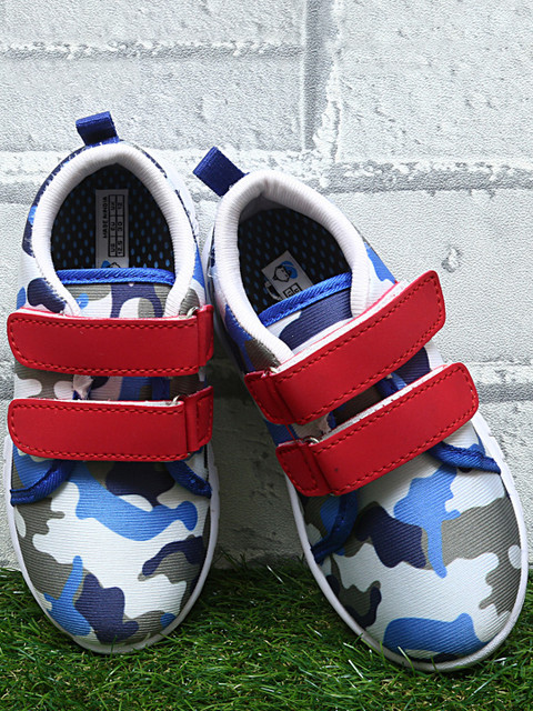

DChica Boys Blue & Grey Camouflage Slip-On Sneakers