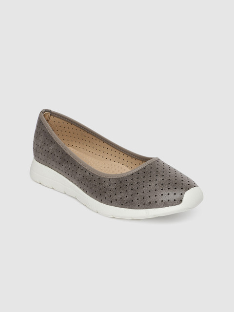 

CERIZ Women Grey Laser Cut Detailing Ballerinas