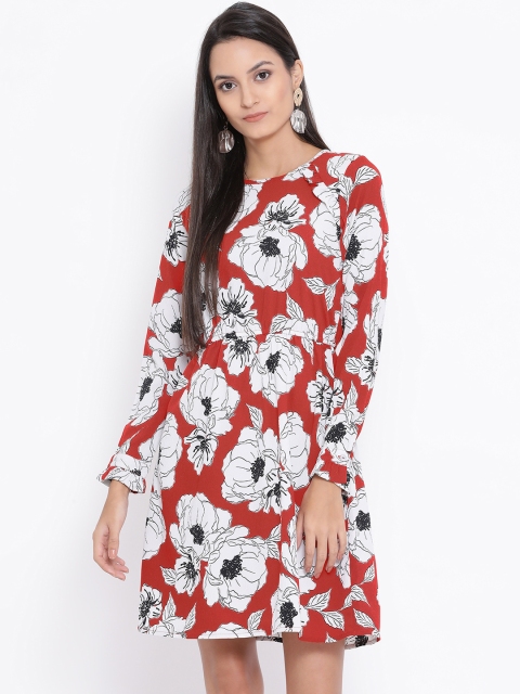 

Oxolloxo Women Red & White Printed Fit and Flare Dress
