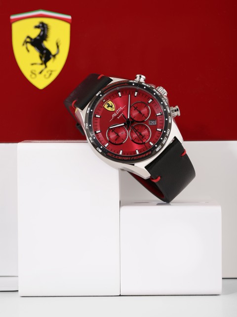 

SCUDERIA FERRARI Men Red Pilota Evo Analogue Watch 0830713