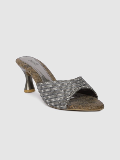 

Inc 5 Women Grey Embellished Kitten Heels