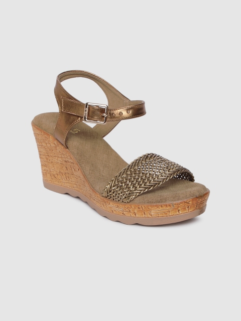 

Inc 5 Women Gold-Toned Solid Heels