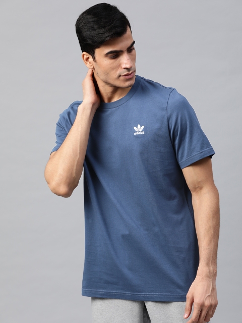 

ADIDAS Originals Men Blue Solid Essentials T-shirt