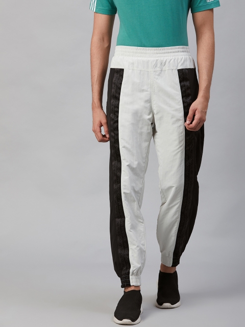 

ADIDAS Originals Men Grey & Black Colourblocked R.Y.V. Joggers
