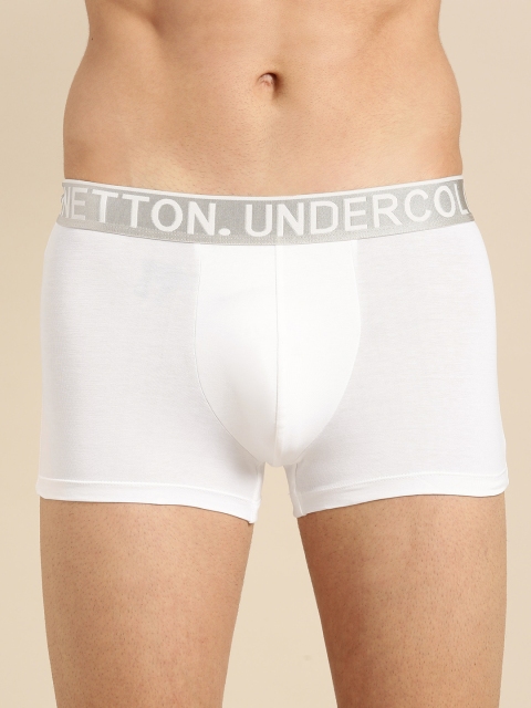 

Undercolors of Benetton Men White Solid Trunks P11DI904L