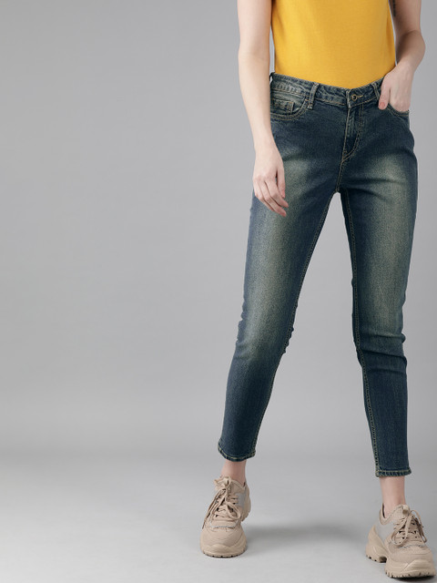 

Roadster Women Blue Skinny Fit Mid-Rise Clean Look Stretchable Cropped Jeans