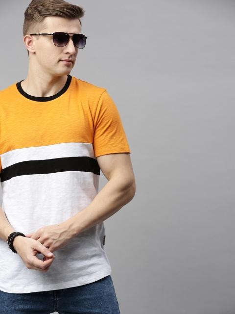 

Roadster Men White & Mustard Yellow Colourblocked Round Neck T-shirt