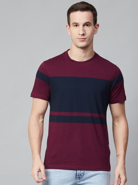 

Roadster Men Maroon & Navy Blue Colourblocked T-Shirt