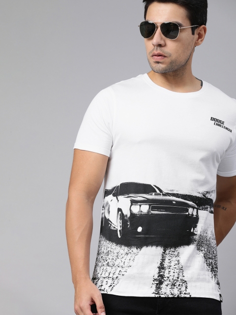 

Roadster Men Fast & Furious White & Black Printed Round Neck T-shirt