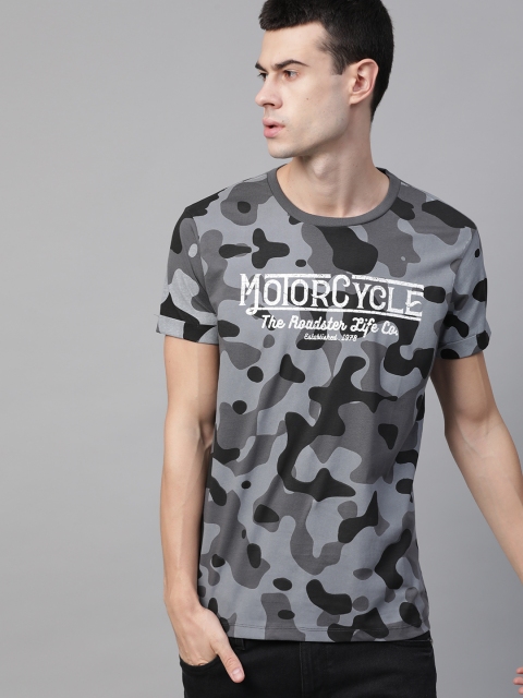 

Roadster Men Charcoal Grey & Black Camouflage Printed Round Neck T-shirt