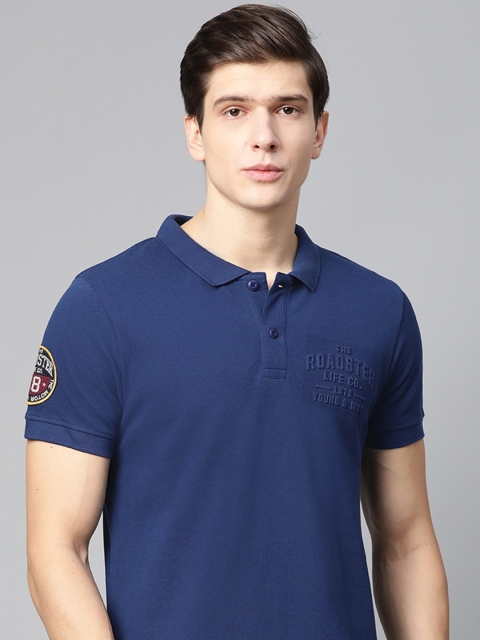 

Roadster Men Navy Blue Solid Polo Collar T-shirt