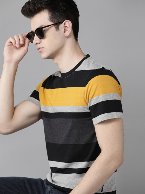 

Roadster Men Grey & Mustard Yellow Striped Round Neck T-shirt