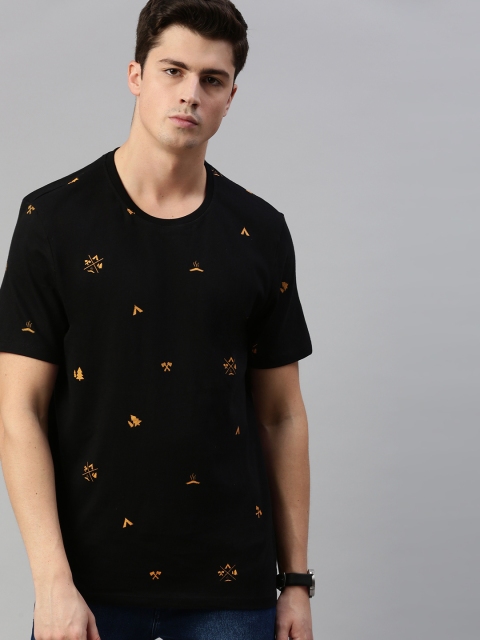 

Roadster Men Black Conversational Printed Round Neck Pure Cotton T-shirt