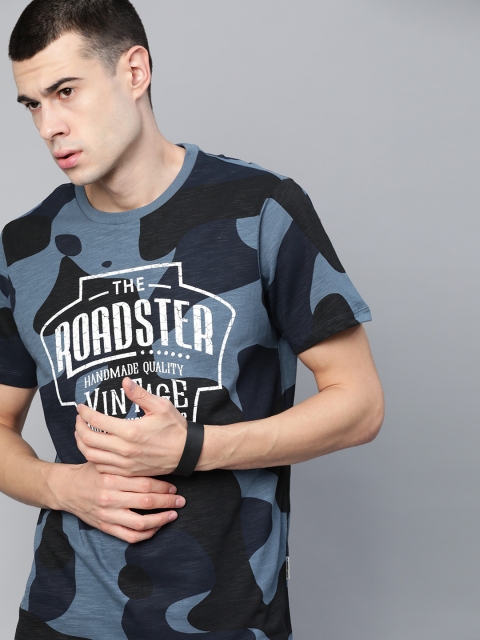 

Roadster Men Blue & Black Printed Round Neck T-shirt