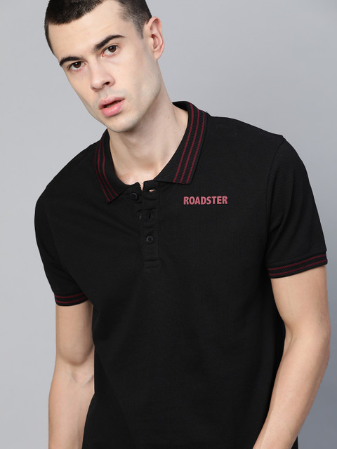 

Roadster Men Black Solid Polo Collar T-shirt