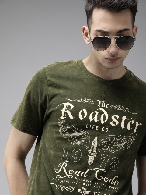 

Roadster Men Olive Green Printed Round Neck T-shirt
