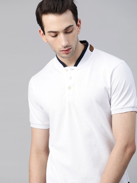 

Roadster Men White Solid Pure Cotton Mandarin Collar Pure Cotton T-shirt