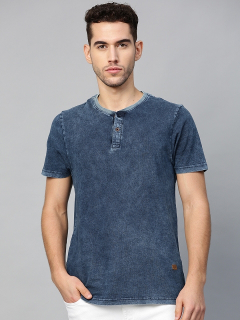

Roadster Men Indigo Dyed Henley Neck T-shirt, Blue