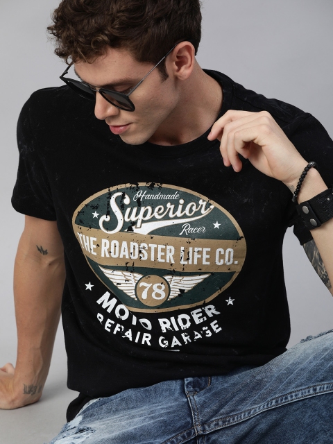 

Roadster Men Black Printed Round Neck T-shirt