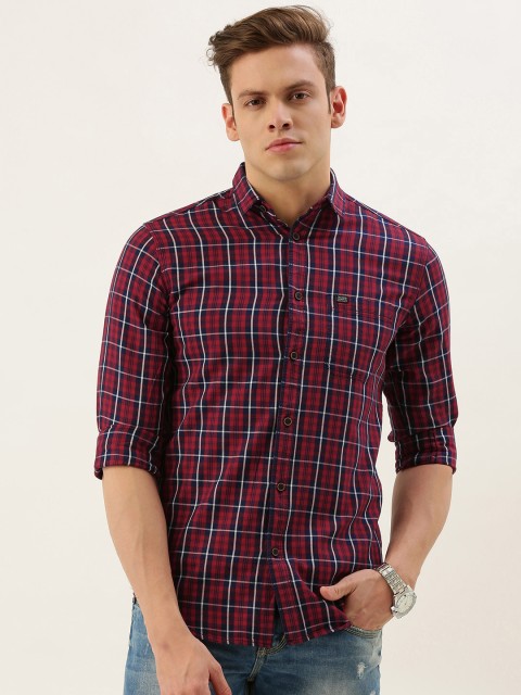 

The Indian Garage Co Men Red & Navy Blue Checked Slim Fit Casual Shirt