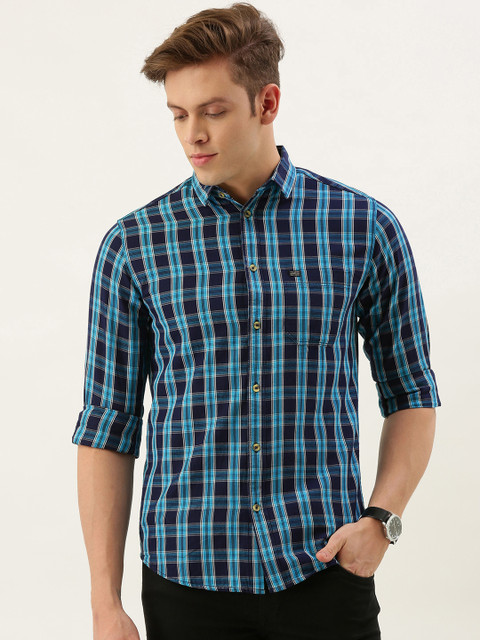 

The Indian Garage Co Men Navy Blue & White Checked Slim Fit Casual Shirt
